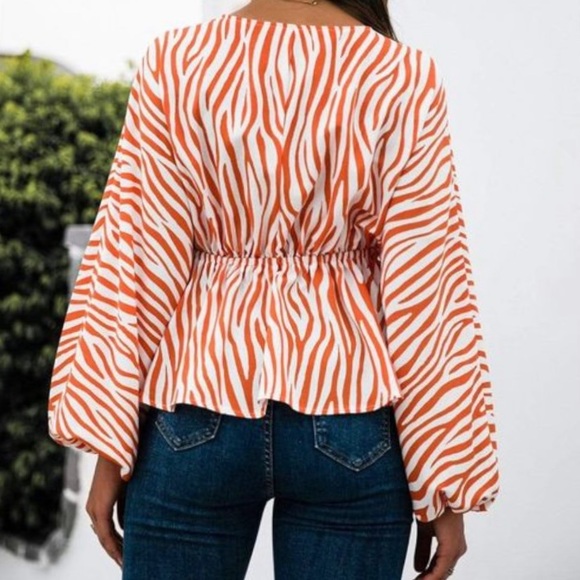 NEW- ONLY ONE LEFT! - Orange and White zebra print top - size Medium lightweight - Picture 2 of 10